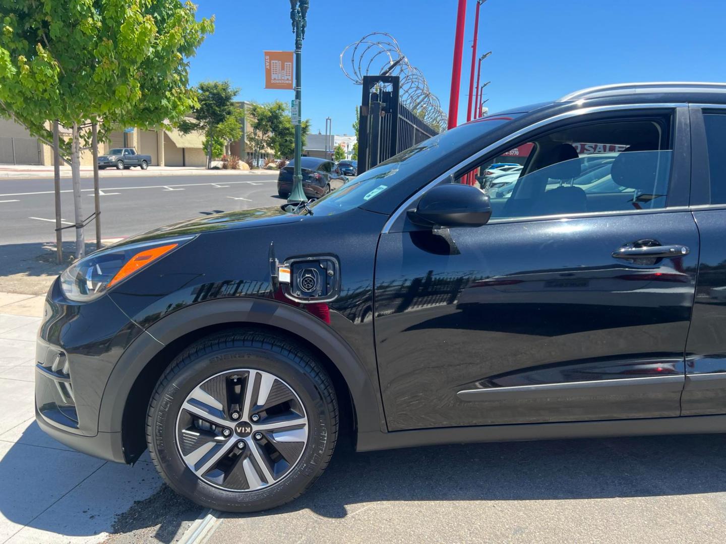 2020 BLACK /BLACK Kia Niro Plug In Hybrid (KNDCM3LD5L5) , located at 744 E Miner Ave, Stockton, CA, 95202, (209) 944-5770, 37.956863, -121.282082 - Photo#3